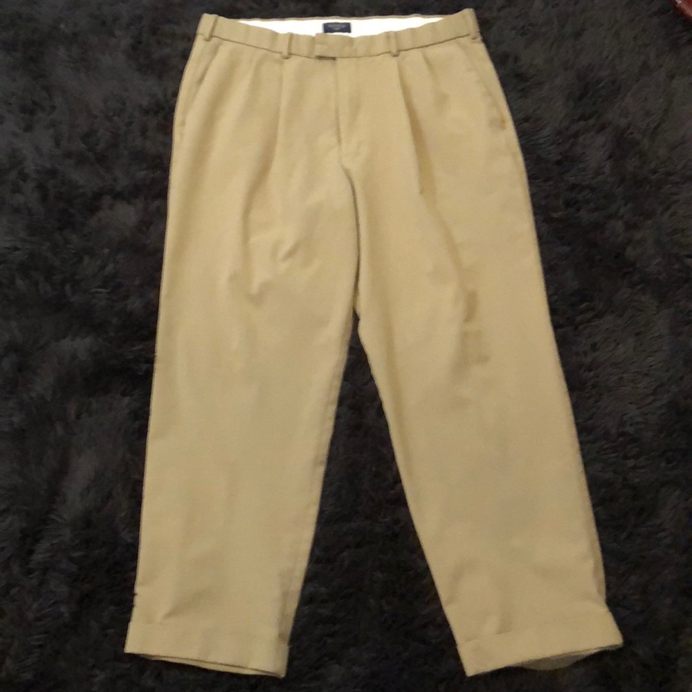 DOCKERS KHAKI PANTS